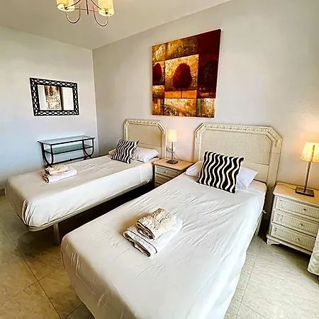 Hotell Fabulous 3 Bed 